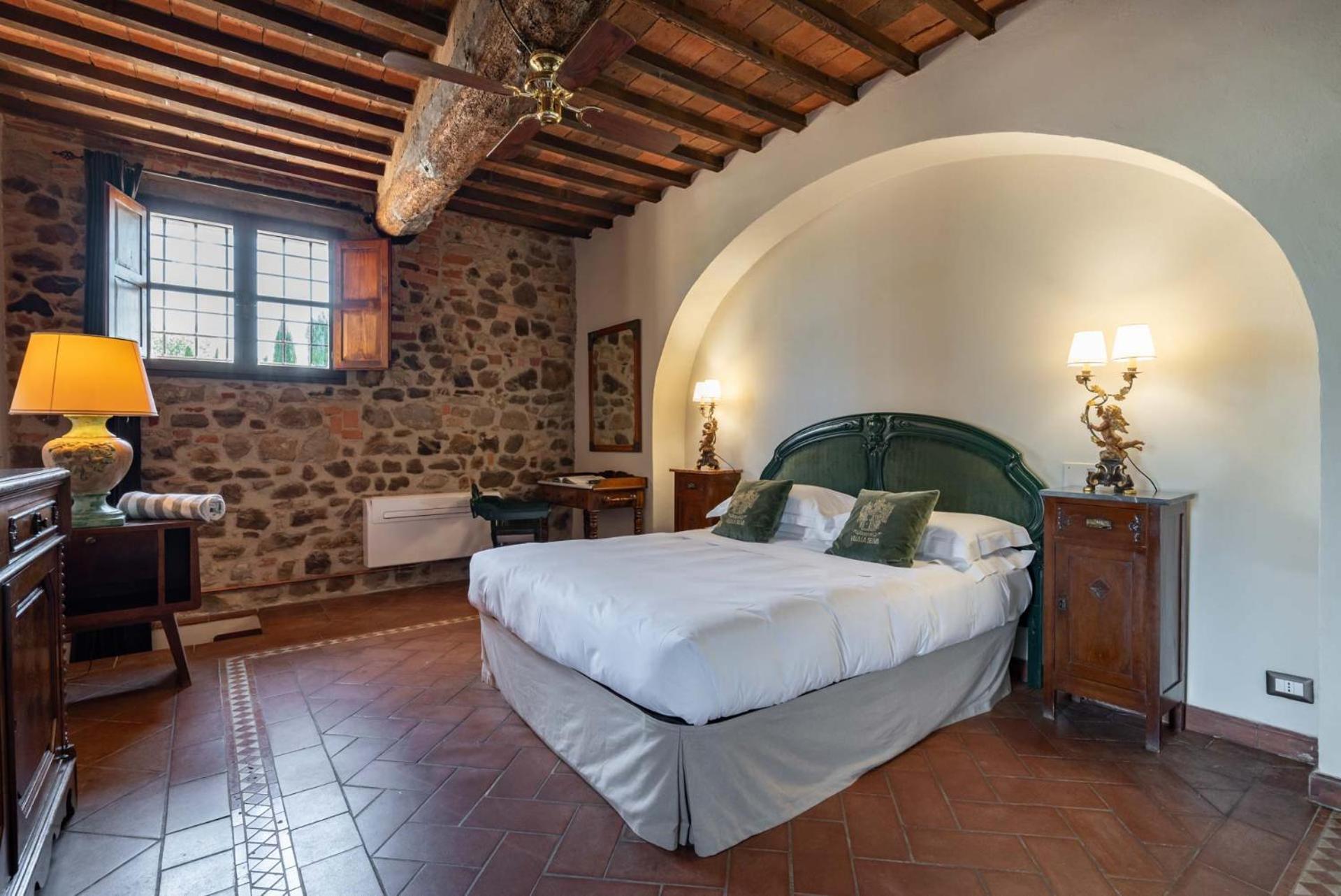 Villa La Selva Wine Resort Bucine الغرفة الصورة